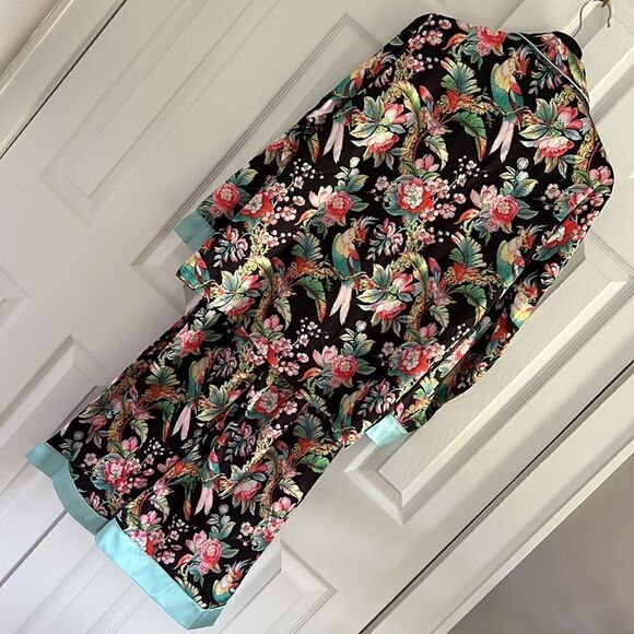 Dalia MacPhee Dark Floral Pajama Set - Picture 15 of 16
